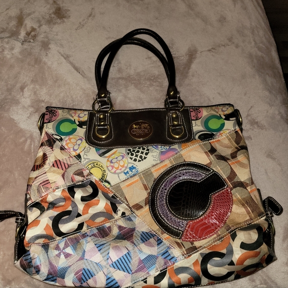 Coach Purse - Picture 1 of 4